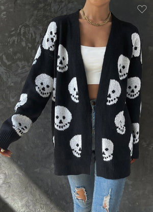 
                
                    Load image into Gallery viewer, Halloween print knit cardigan
                
            